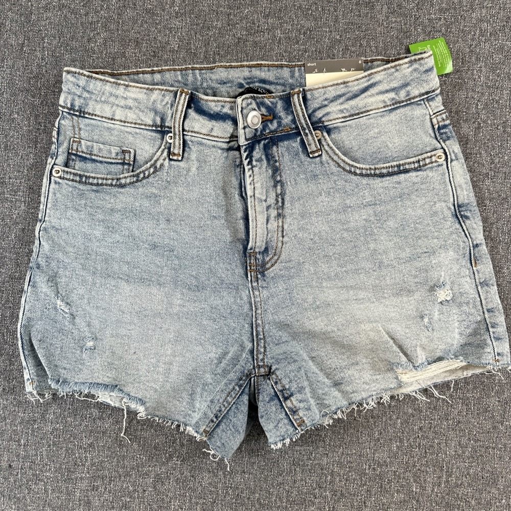 George‎ High Waist Denim Shorts Womens Size 6 Light Wash Distressed Raw Hem